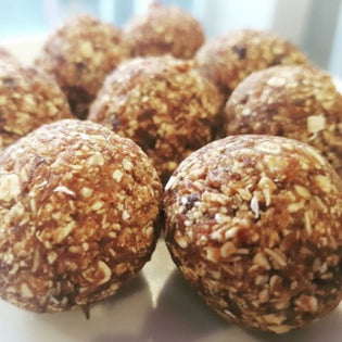  Coconut and Date Health Balls